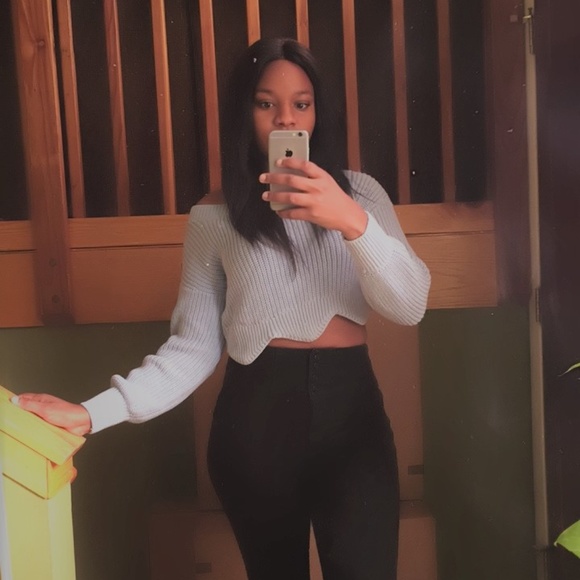 XS Chunky Blue Scalloped cropped sweater - Picture 2 of 6